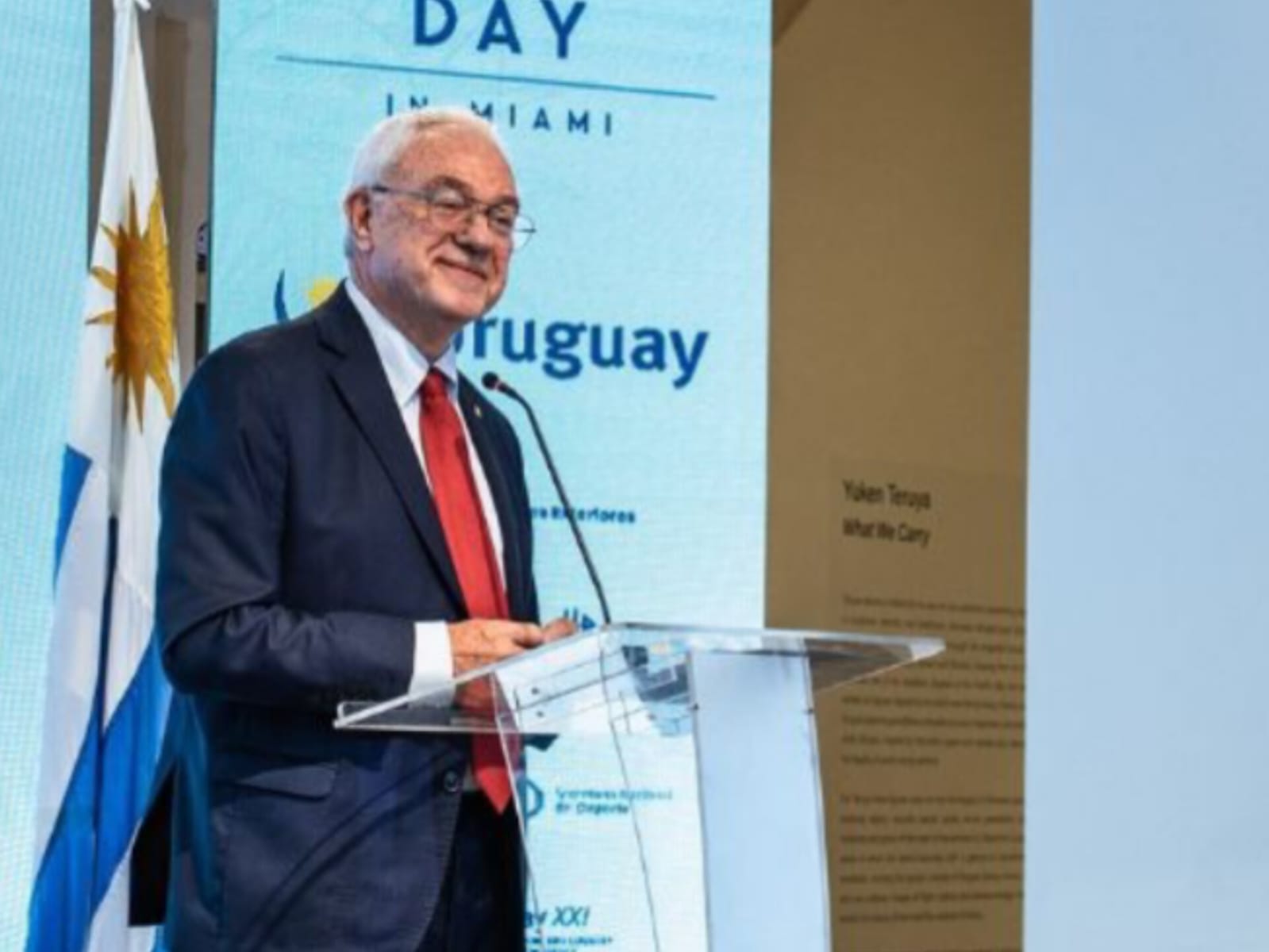 Promoción de inversiones y cultura en el Uruguay Day en Miami